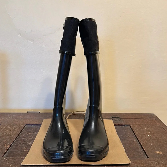 Tommy Hilfiger - 7M - rain boots with red felt like lining and leather sole - Picture 2 of 6